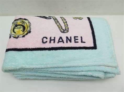 tapis de bain chanel|ACCESSOIRES DE PLAGE .